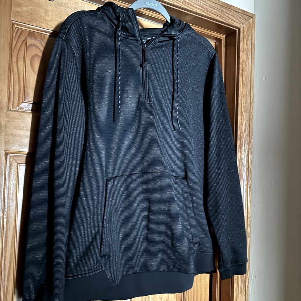 Under Armour Hoodie- Men’s Size Large